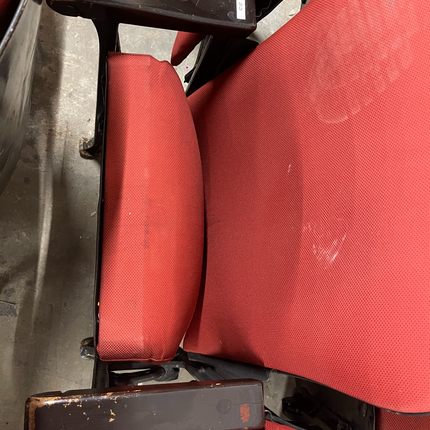 Music Box 1 Seat in GOOD condition, No Aisle End Cap