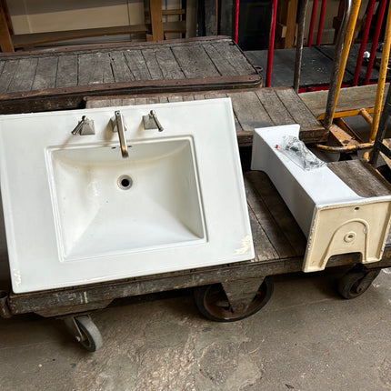 Kohler Sink and Pedestal