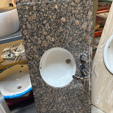 48 1/2in x 23 1/2in Countertop Sink