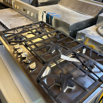 37” Thermador Cooktop