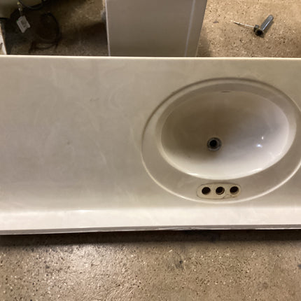 sink with offset basin