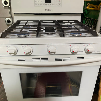 Samsung Five Burner Gas Range