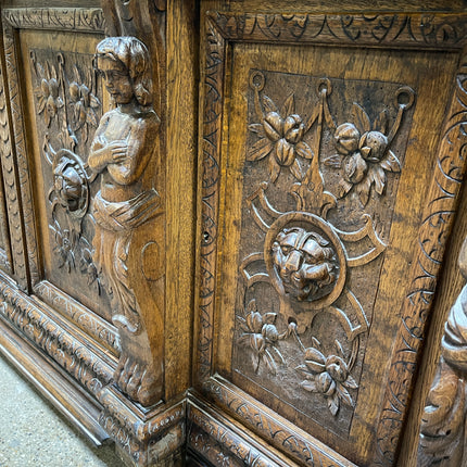 19th Century French Renaissance Revival Carved Oak Sideboard with Mirror
