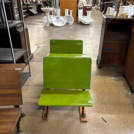 Small child’s desk (green)