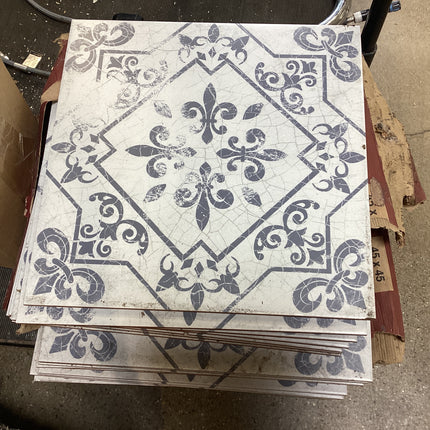 [Large Tile] 41 sf Batch Tile - [Fancy fleur de lis]