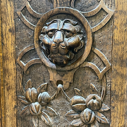 19th Century French Renaissance Revival Carved Oak Sideboard with Mirror