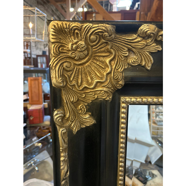 The “I told my mirror a joke — it cracked up and now I need a new one” Mirror
