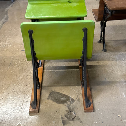 Small child’s desk (green)