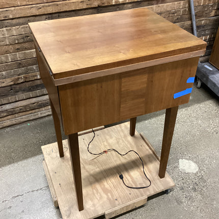 Belvedere sewing table