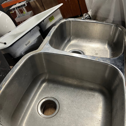 32” Kitchen Sink