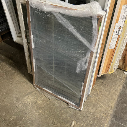 21.5” x 32.5” Double Pane Window