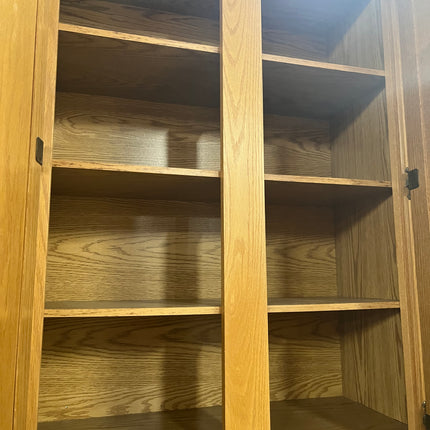 30”W Oak Cabinet