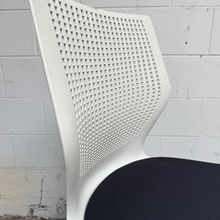 MultiGeneration by Knoll Counter Height Stool
