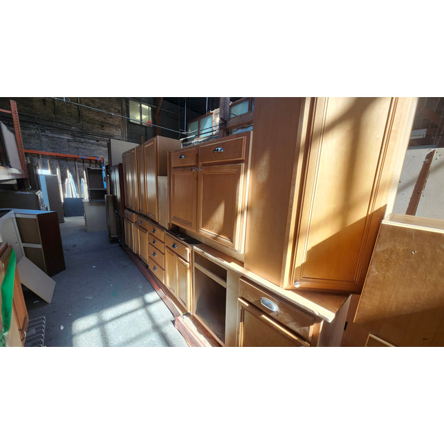 12PC Cabinet Set w/ hardware