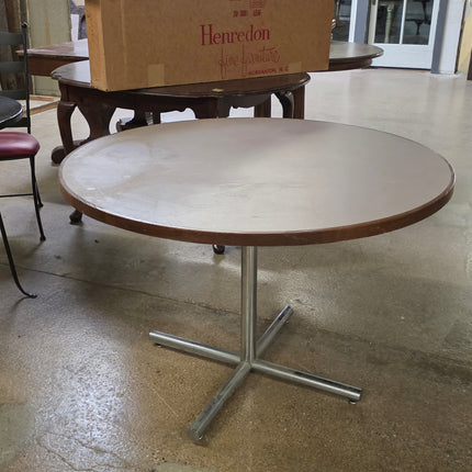 Round table with a metal base