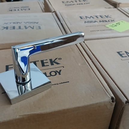 112ct New Emtek Helios Lever Door Handles